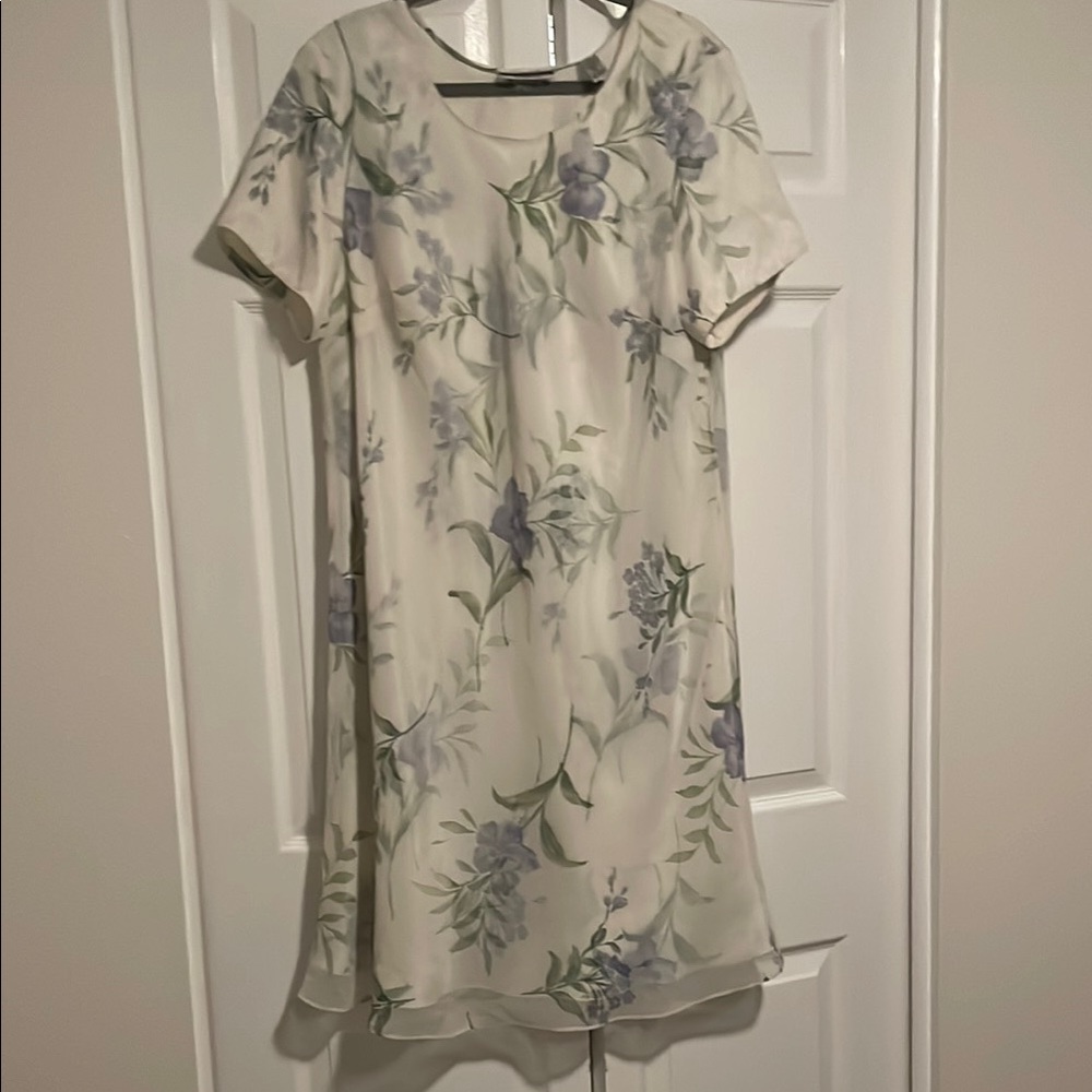 Amanda Smith II White Floral Size 18W
